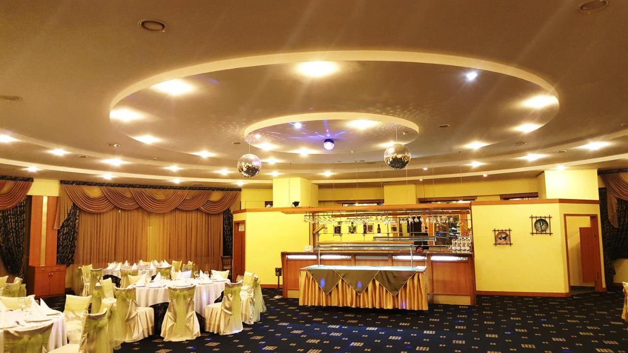 Hotel Expo Taškent Exteriér fotografie